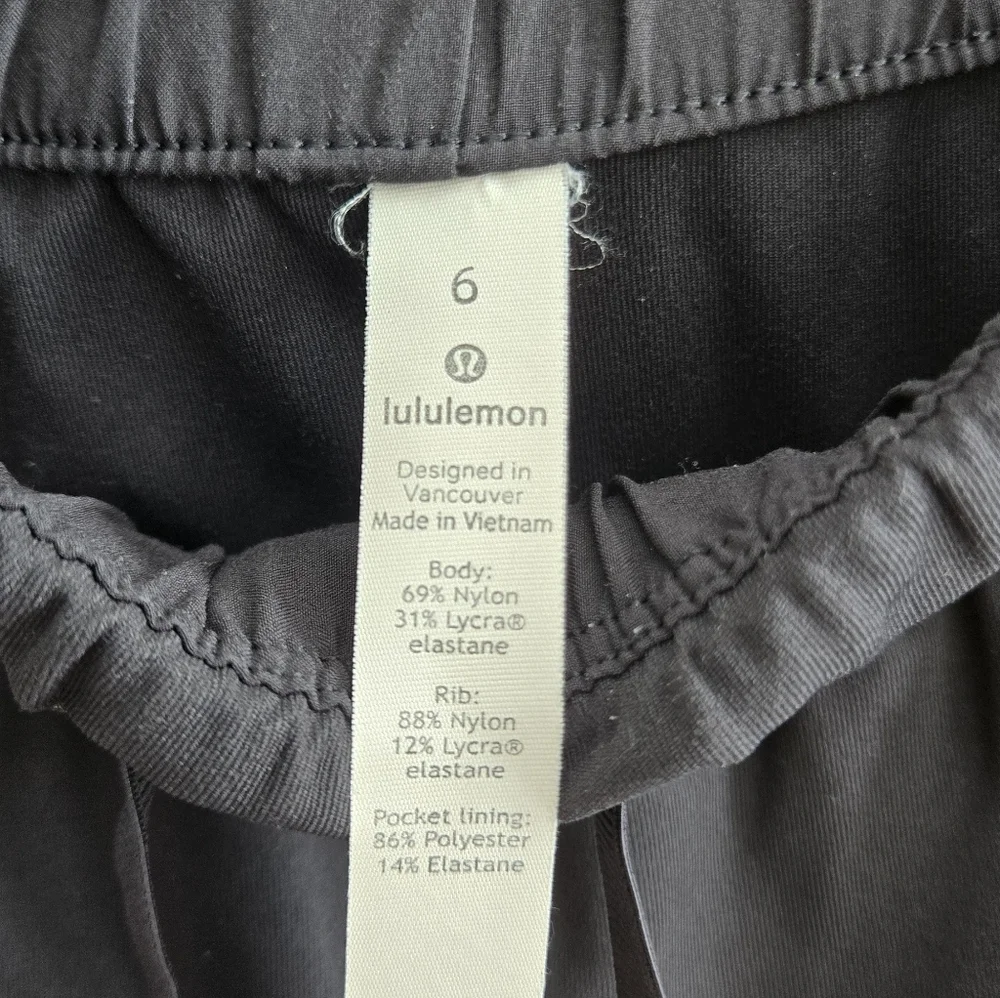 Lululemon Stretch High-Rise Jogger -SZ 6
